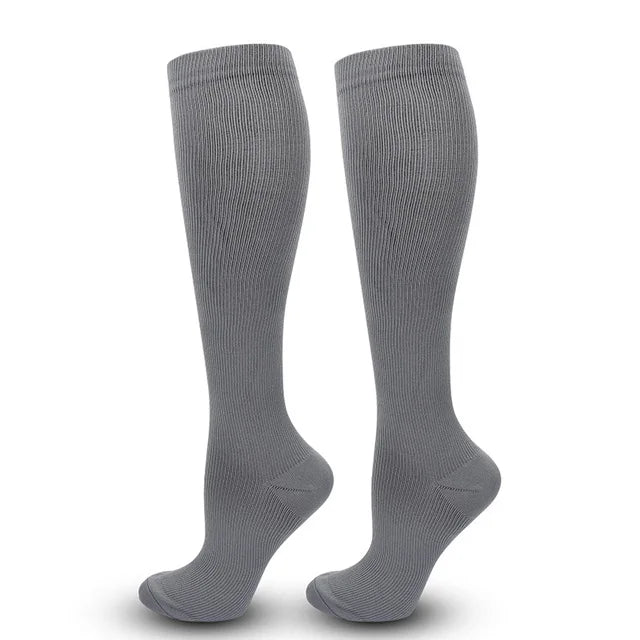 Unisex 15–20 mmHg Knee-High Compression Socks – Graduated Athletic Calf Support Stockings for Cycling, Soccer & Running